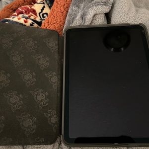 iPad 4th Generation 12.9